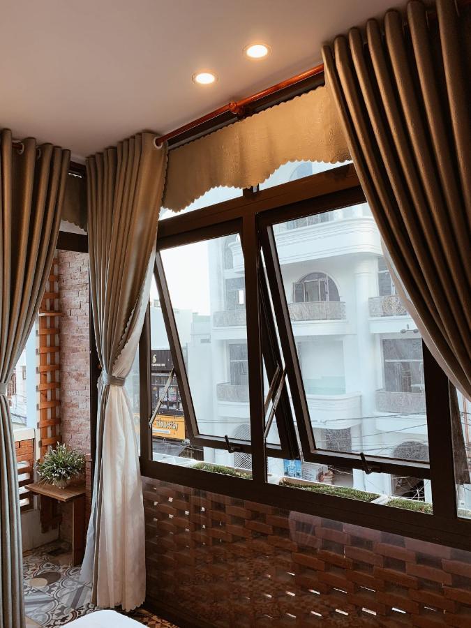 Gallery Homestay Куїнон Екстер'єр фото